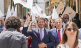 De leider van de radicaal-rechtse Portugese partij Chega, André Ventura, ging op de laatste dag van de campagne voor de Europese verkiezingen de straat op in de noordelijke plaats Valença.    