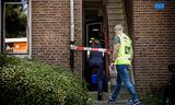 De politie onderzoekt  de woning van Donny M.,  de man die bekend heeft dat hij vorig jaar de negenjarige Gino heeft   vermoord.