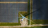 In de van Pallandtpolder is een zonnepark gebouwd met zes windmolens, 115.000 zonnepanelen en twaalf zeecontainers met batterijen om de opgewekte stroom op te slaan. 