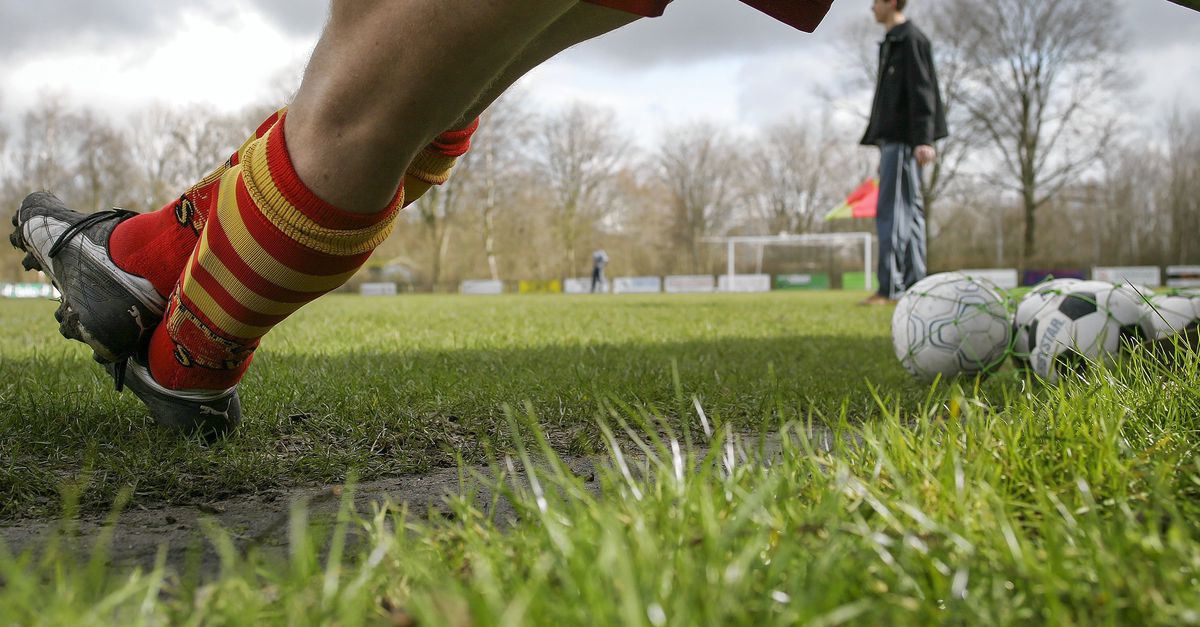 Zes keer onterecht voor buitenspel gevlagd? Kan zomaar eens op beeld staan – óók bij de amateurs