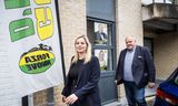 Guy D’haeseleer wordt in Ninove de eerste burgemeester van Vlaams Belang in België. Vorige week maakte hij bekend dat zijn stiefdochter Malika Sclacmender, die ook in Ninove is verkozen, een van de zes wethouders wordt.