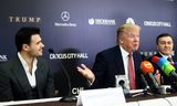 Emin Agalarov (L) en Donald Trump