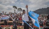 De Rwandese president Paul Kagame op campagne in Musanze: „We hebben hier democratie, want er doen ook andere kandidaten mee.”  