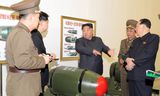 Kim Jong Un inspecteert een project voor kernwapens in Noord-Korea. Foto AFP 