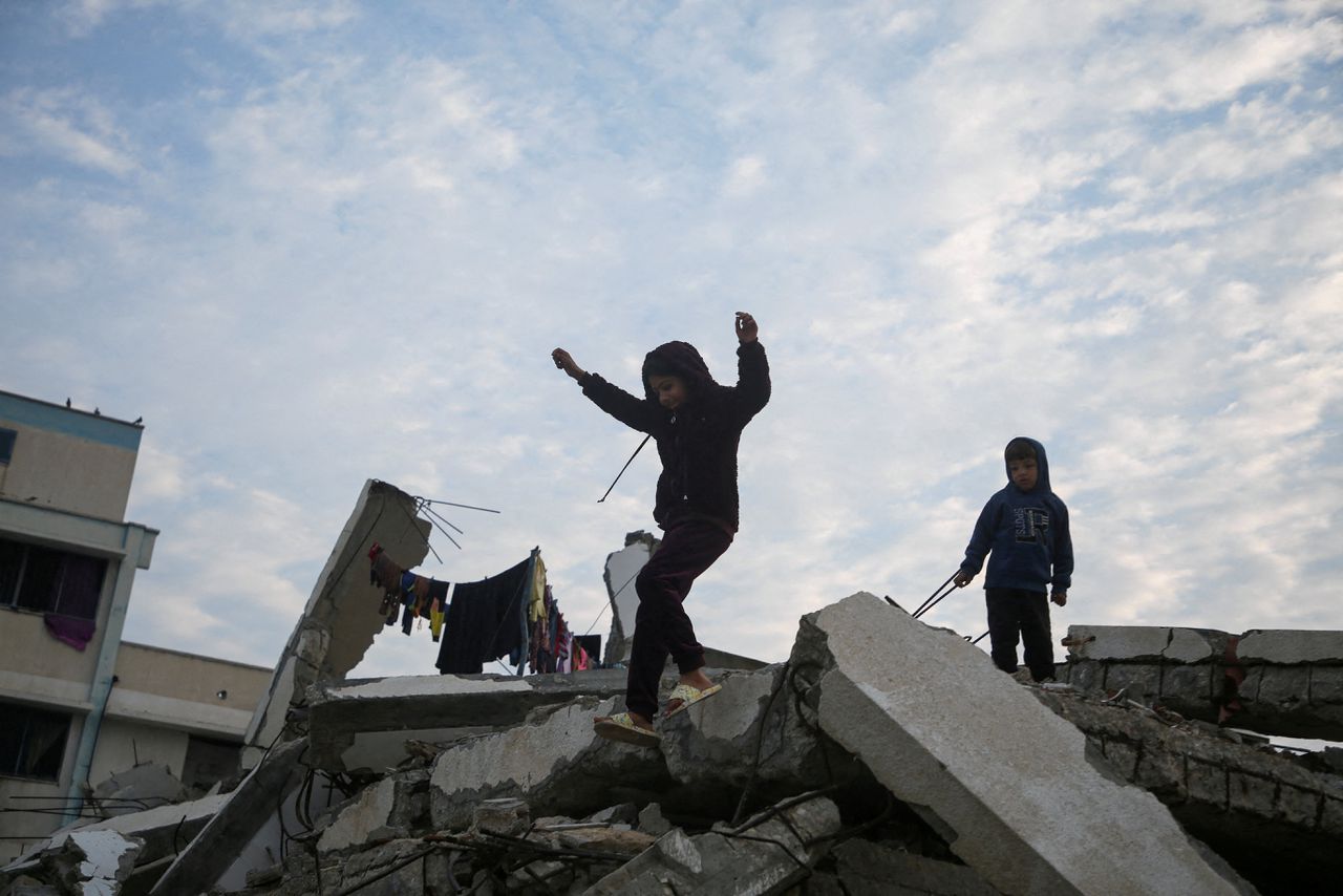 Feest, zorgen en opluchting bij Israëliërs en Palestijnen na aankondiging wapenstilstand