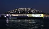 Naar het Louvre? Dat kan nu ook in Abu Dhabi