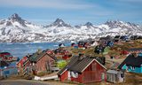 Het havenstadje Tasiilaq in Groenland, in juni 2018