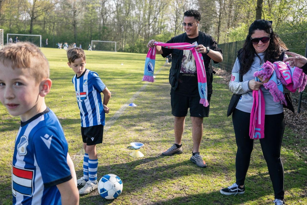 ‘Als papa zegt dat ik het goed doe, voel ik me sterker in het veld’