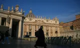 Het Sint-Pietersplein in Vaticaanstad op zondag 23 februari, toen paus Franciscus een mis voor het jubileum van de Diakens had moeten leiden. Hij lag toen in kritieke toestand in het ziekenhuis.  Foto Alessandra Tarantino 