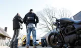 Motorclubs verbieden kan al. Moet er dan nog een wet voor komen?