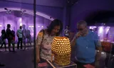 De vitrine met de helm van Cotofenesti in het Nationaal Historisch Museum van Roemenië in 2022 Foto: Cristian Cristel / Xinhua / eyevin 