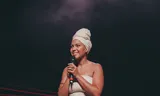 Pamela Schaap, regisseur van Keti Koti jeugdherdenking. Foto Jamal Leeflang  