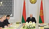 Loekasjenko tijdens een vergadering van zijn regering in Minsk op woensdag.