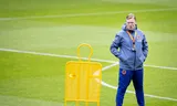 Bondscoach Ronald Koeman tijdens een training in Zeist. Foto ANP / Koen van Weel