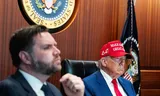 President Donald Trump en vicepresident JD Vance zaterdag in de ‘Situation Room’ van het Witte Huis.  Foto White House/AFP - 