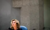 Vera Bergkamp, toen Kamervoorzitter, bij de Algemene Beschouwingen in 2021. Foto David van Dam  