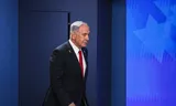 De Israëlische premier Benjamin Netanyahu bij een persconferentie in Jeruzalem op 21 mei. Foto Ronen Zvulun/AP 