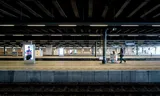 Een leeg perrion op Den Haag Centraal, dinsdag 10 juni. Foto Bart Maat 