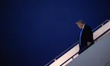 President Trump arriveert in Maryland in de VS op 17 juni, nadat hij de G7-top in Canada voortijdig verliet. –FOTO CHIP SOMODEVILLA 
