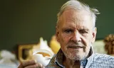 Geerat Vermeij in zijn werkruimte aan de Universiteit van Californië in Davis, een plaats ten noordoosten van San Francisco. „Ik vertelde aan ieder die het maar wilde horen dat ik concholoog wilde worden. Ik wist amper zelf wat dat was, maar die term werd in de boeken die ik las gebezigd.”