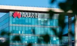 Ren Zhengfei, oprichter van het bedrijf, zei onlangs in de Chinese staatsmedia dat als China eenmaal genoeg stroom heeft voor grote datacenters, dat dan de achterstand in AI-techniek op  de VS beperkt kan blijven.