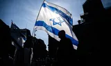 Een demonstratie in april in Amsterdam  georganiseerd door Time To Stand Up For Israel tegen wat de   organisatie de toename van antisemitisme, anti-Israël retoriek en academische boycots binnen Nederlandse instellingen en het publieke debat noemt. Foto Joris van Gennip/ANP