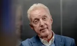 André van Duin: „Vijftig jaar comedy. Maar het grappige is dat ik nu ook jonge mensen tegenkom die zeggen: ‘O, dat is die man van die taartjes’.”  Foto Andreas Terlaak   