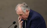 François Bayrou bij een persconferentie half april. 