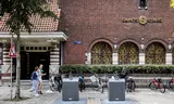 Een van de vier vestigingen van Saints &amp; Stars, in een voormalige kerk in Amsterdam Oud-Zuid. Foto Ramon van Flymen / ANP 