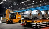 Voor het Nederlandse Tata Steel, dat ongeveer 10 procent van zijn productie exporteert naar de VS, blijft duidelijkheid uit. Foto Piroschka van de Wouw/Reuters